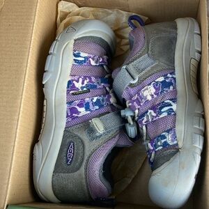 Keen Purple and Gray Hiking Shoes
